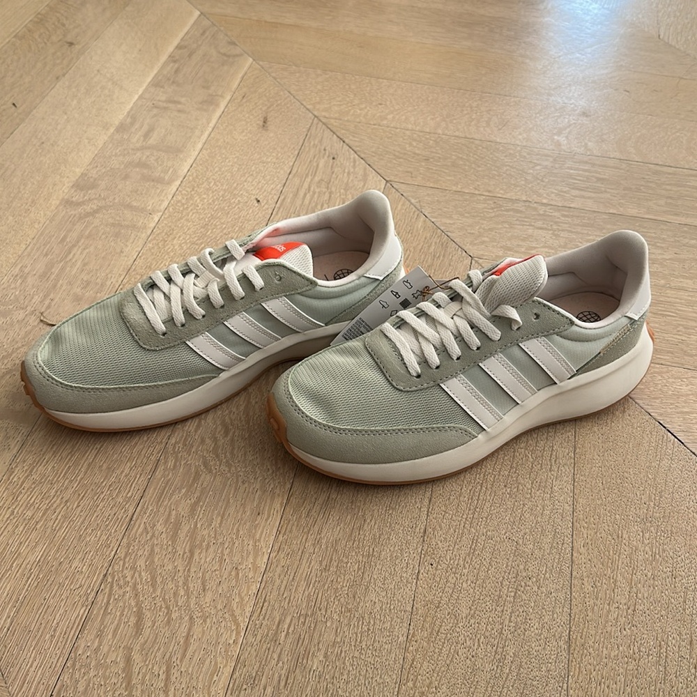 Adidas Run 70s